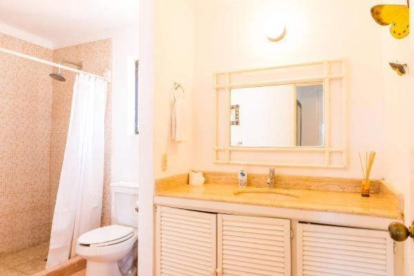 Amazing Location & Great Price Apartment *